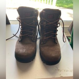 Women size 9 steel toed caterpillar brand dark brown boots